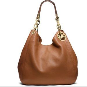 MIchael Kors shoulder bag, brown color (like new)